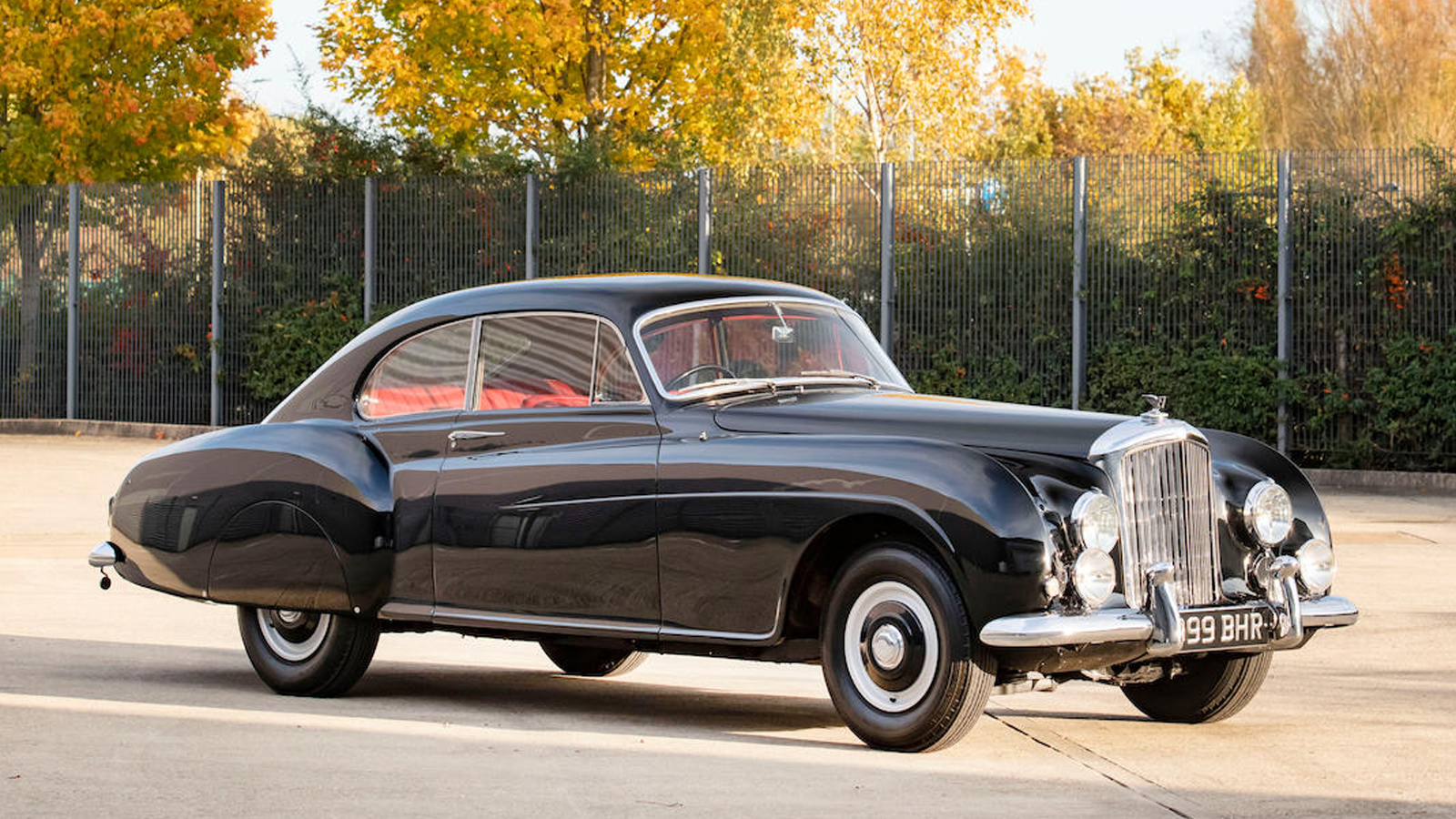 ‘Missing’ Aston Martin leads Bonhams’ Bond Street sale