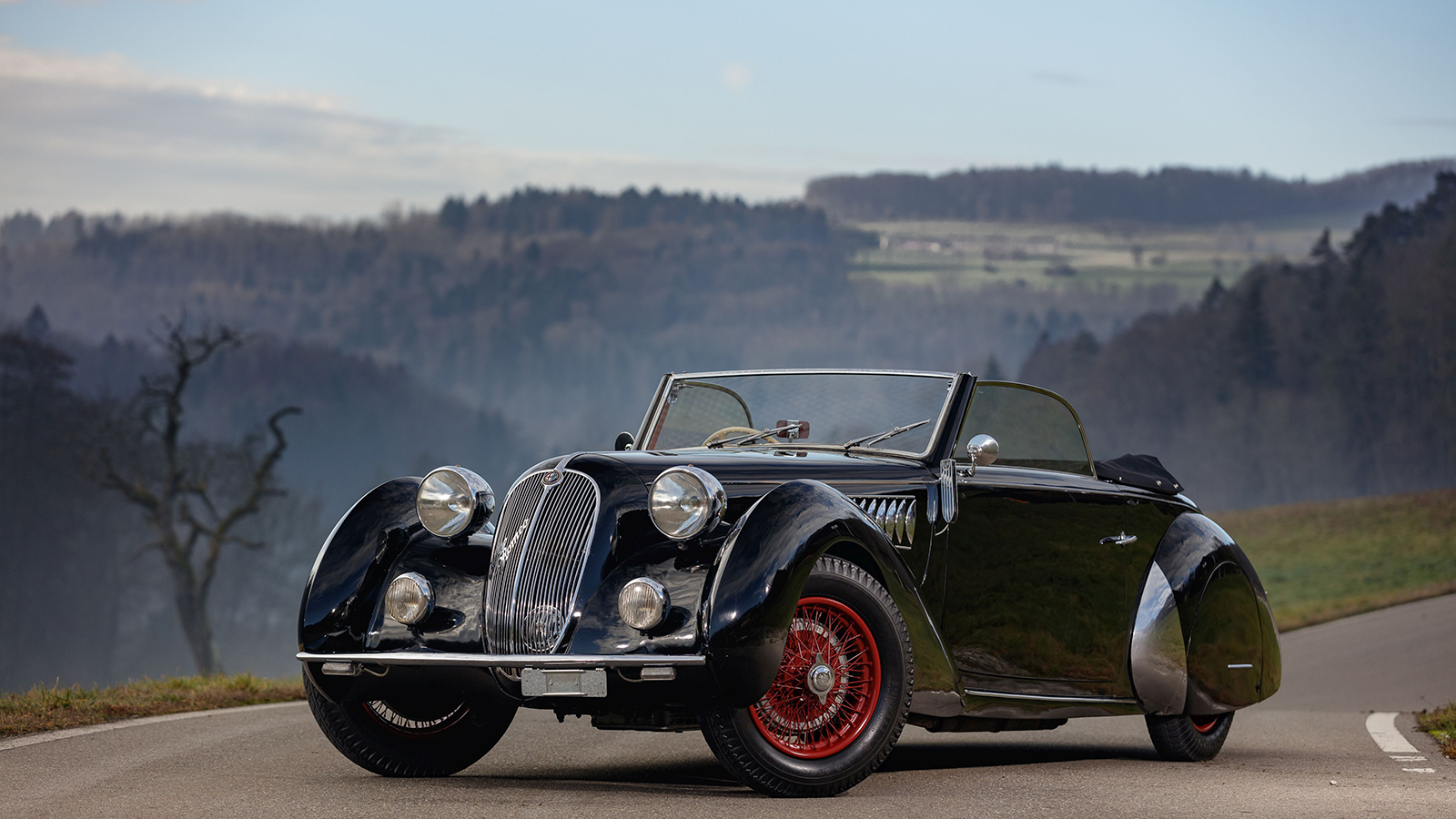 The 20 best cars at the Paris auctions 2020