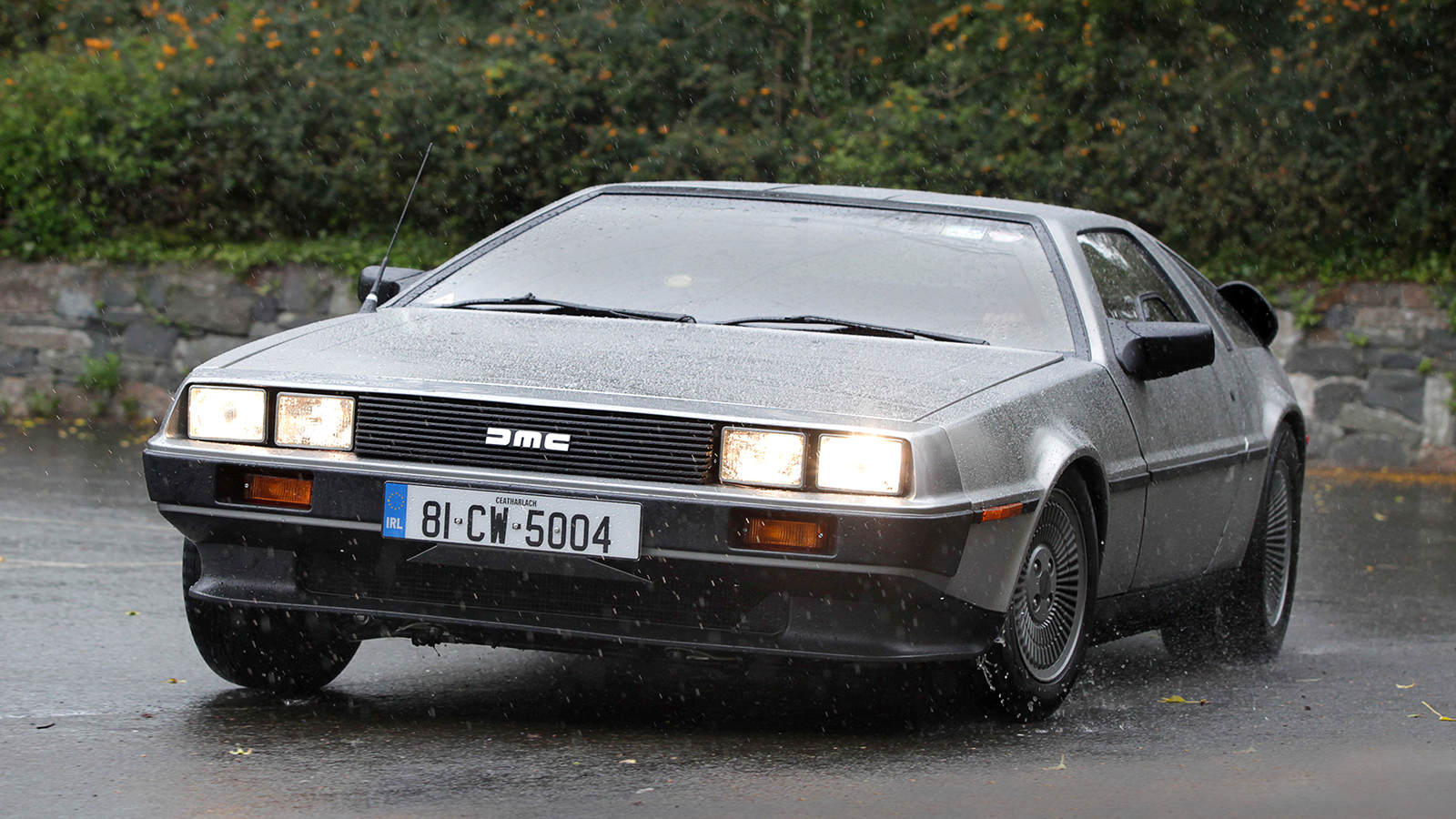 DeLorean DMC-12
