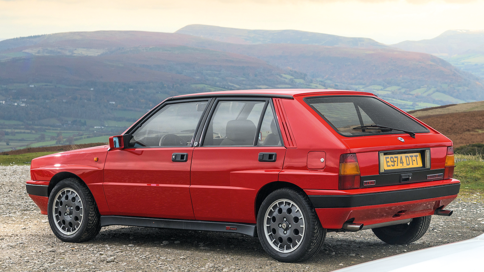 25 great classic cars that should rise in value