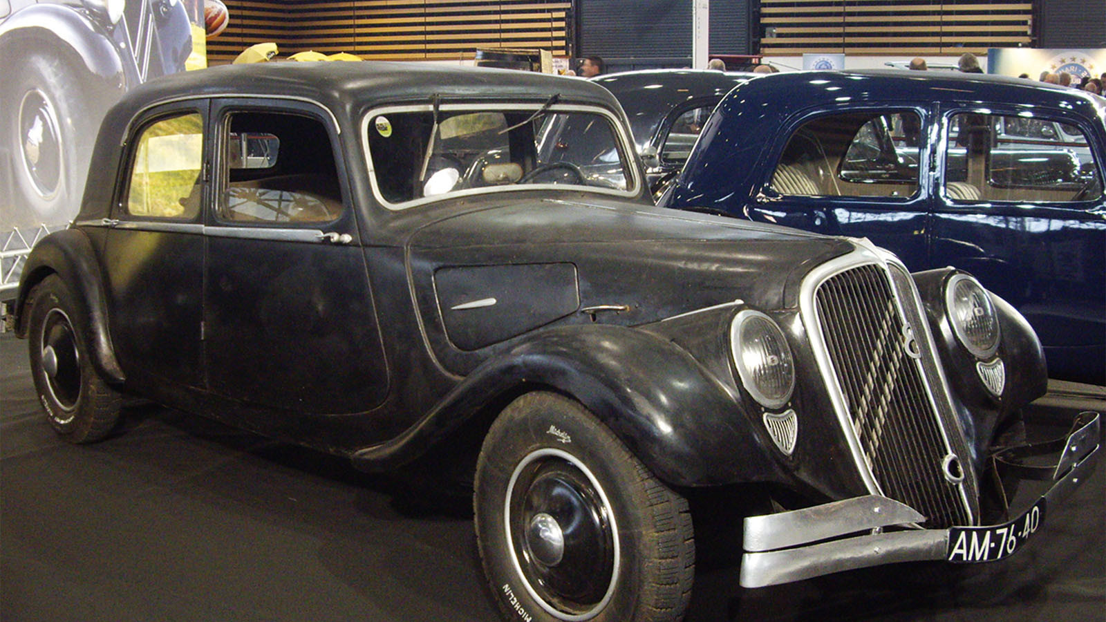 01-Citroen-22CV_classic&sportscar.jpg?it
