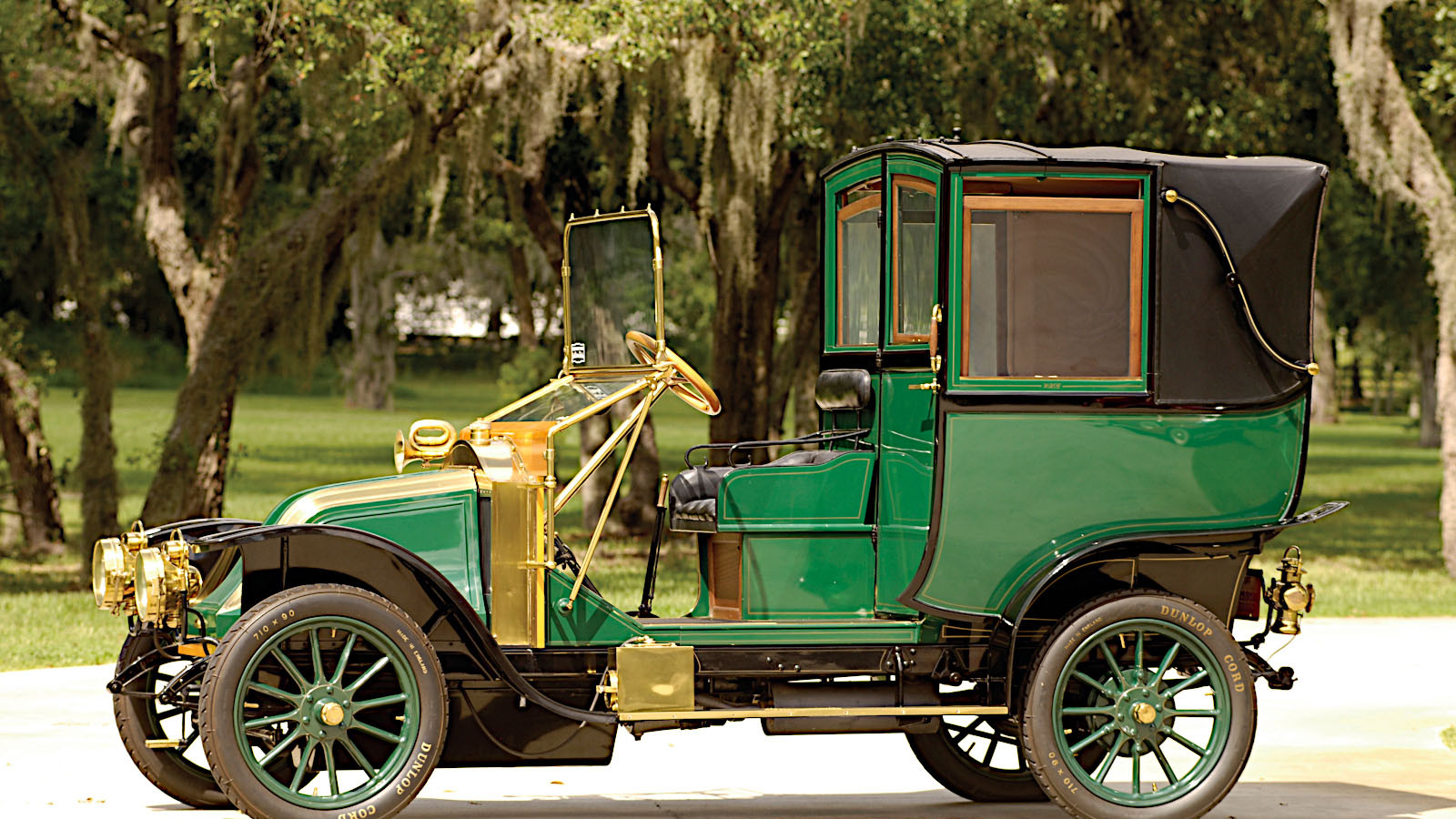 31 of Renault's greatest hits | Classic & Sports Car