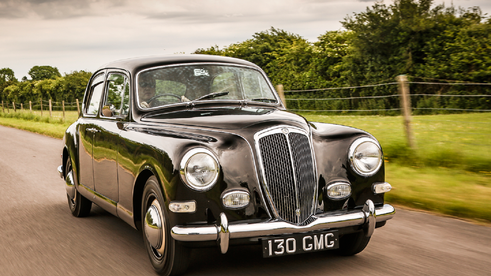 30 grandes de los coches clásicos V6 | Classic \u0026 Sports Car, image size:1600x900