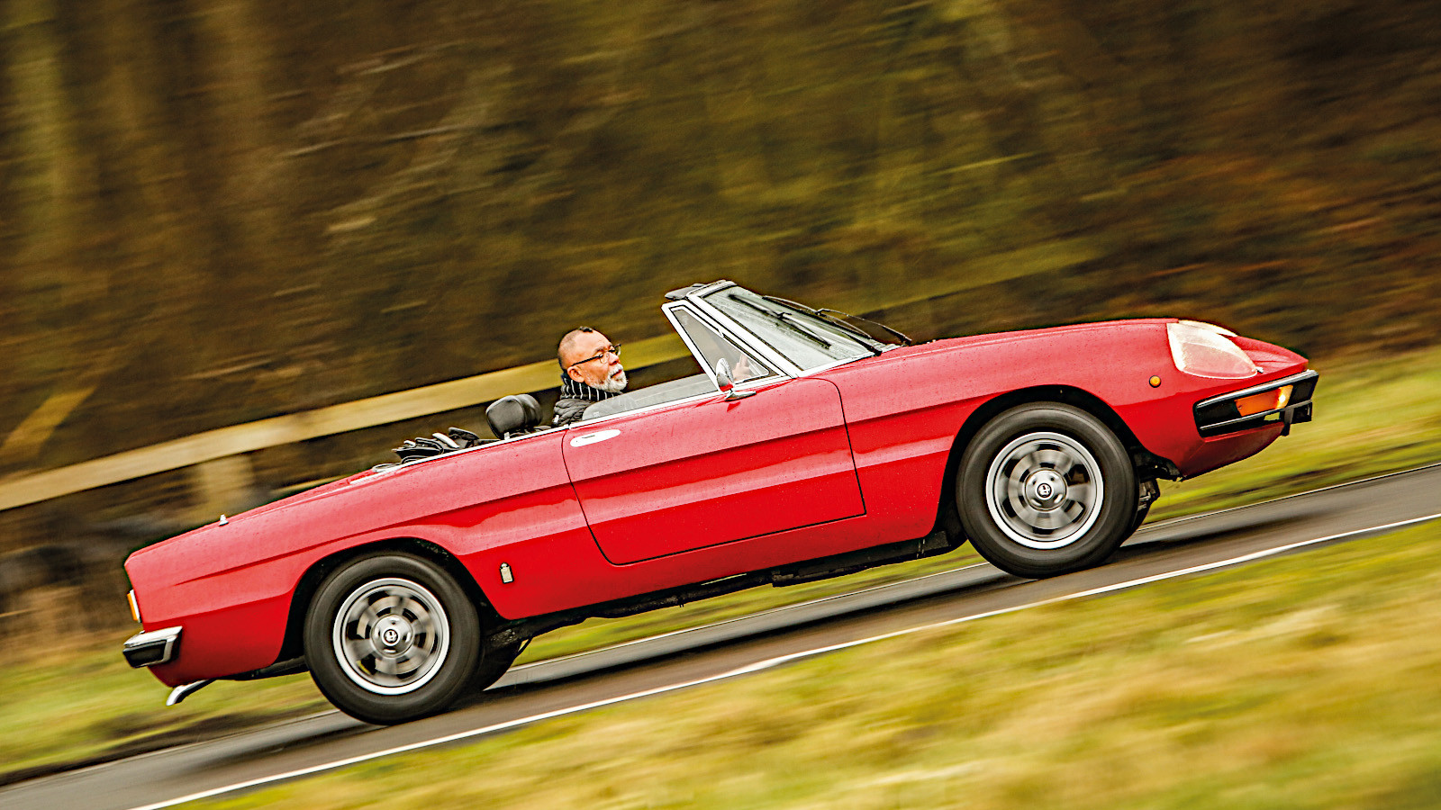 29 fast classic roadsters Classic & Sports Car