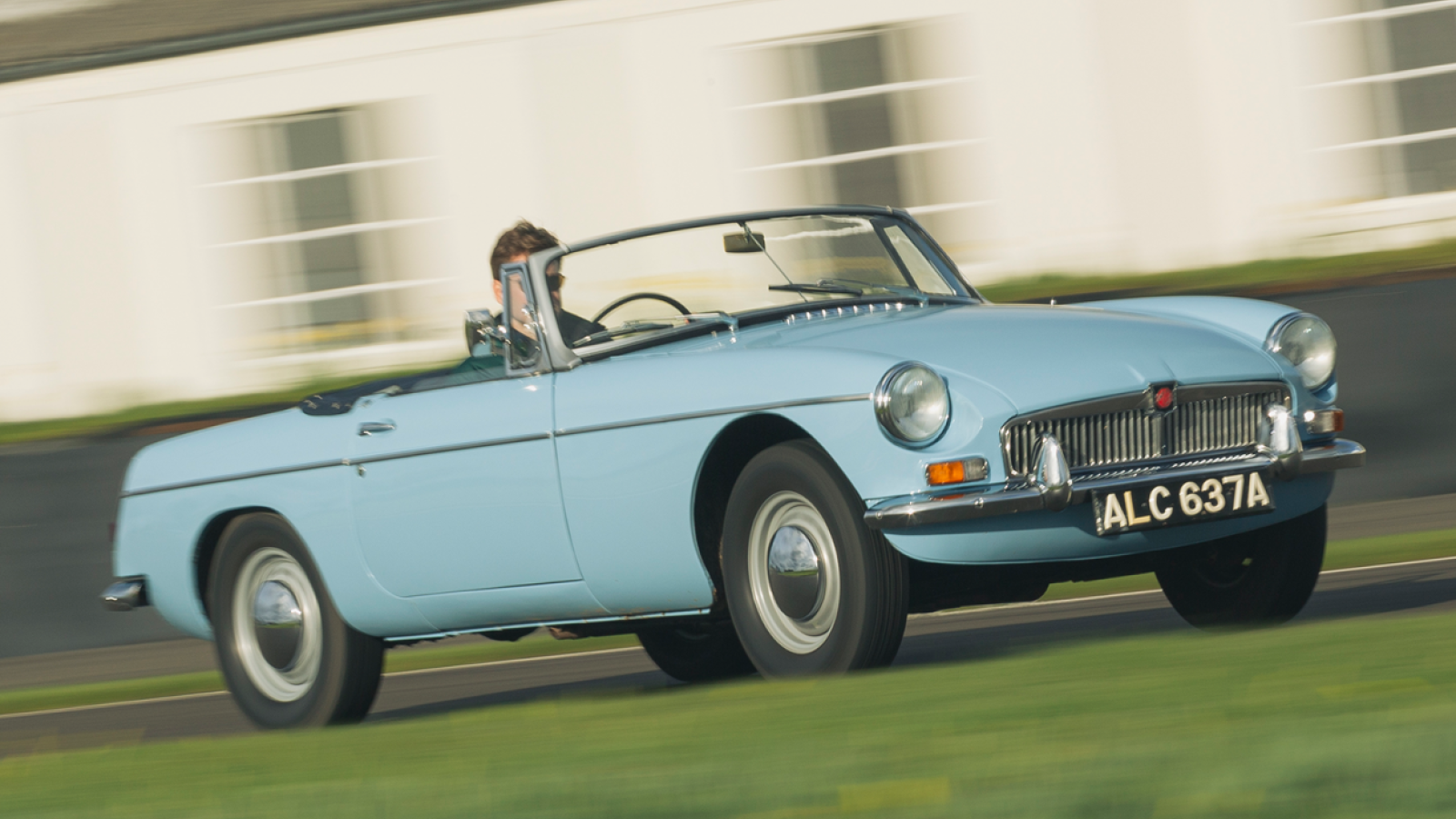 29 long-lived classic cars | Classic & Sports Car