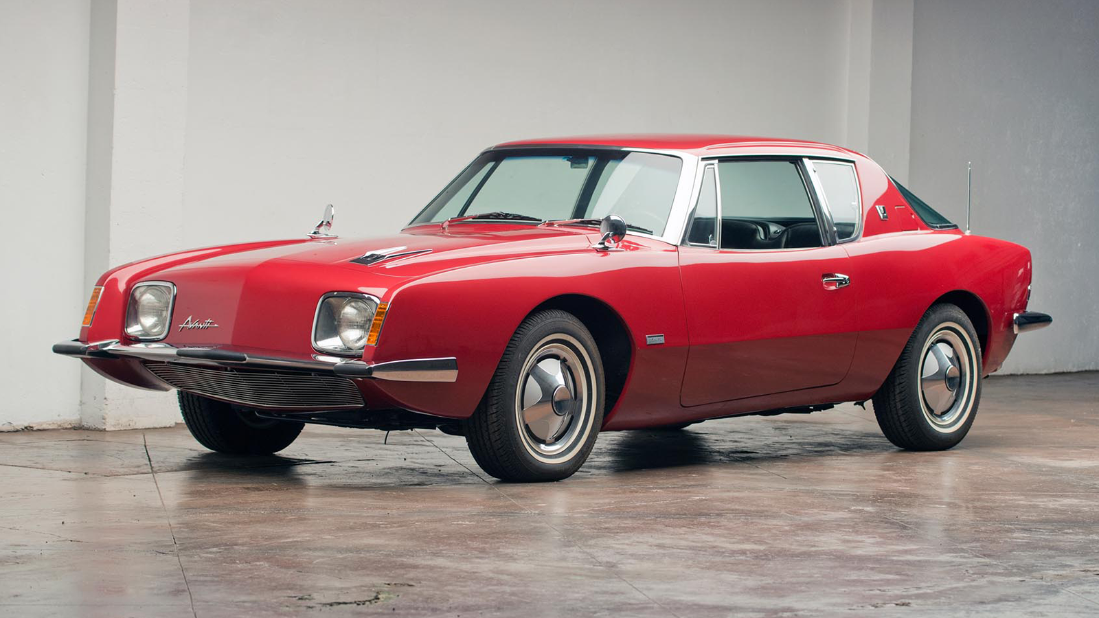 Rare Apollo trio lead 200-strong Worldwide Auctioneers sale 