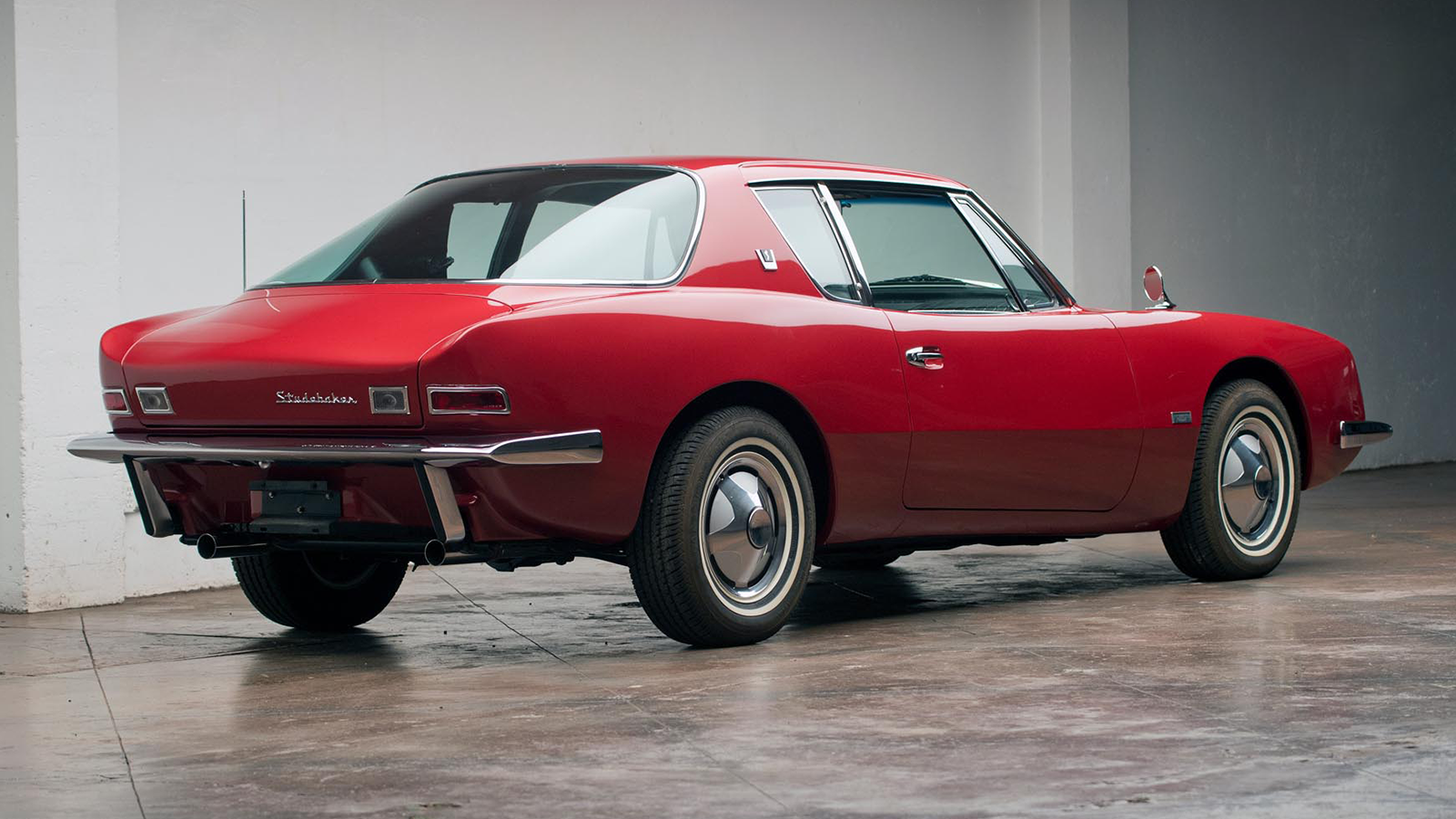 Rare Apollo trio lead 200-strong Worldwide Auctioneers sale 