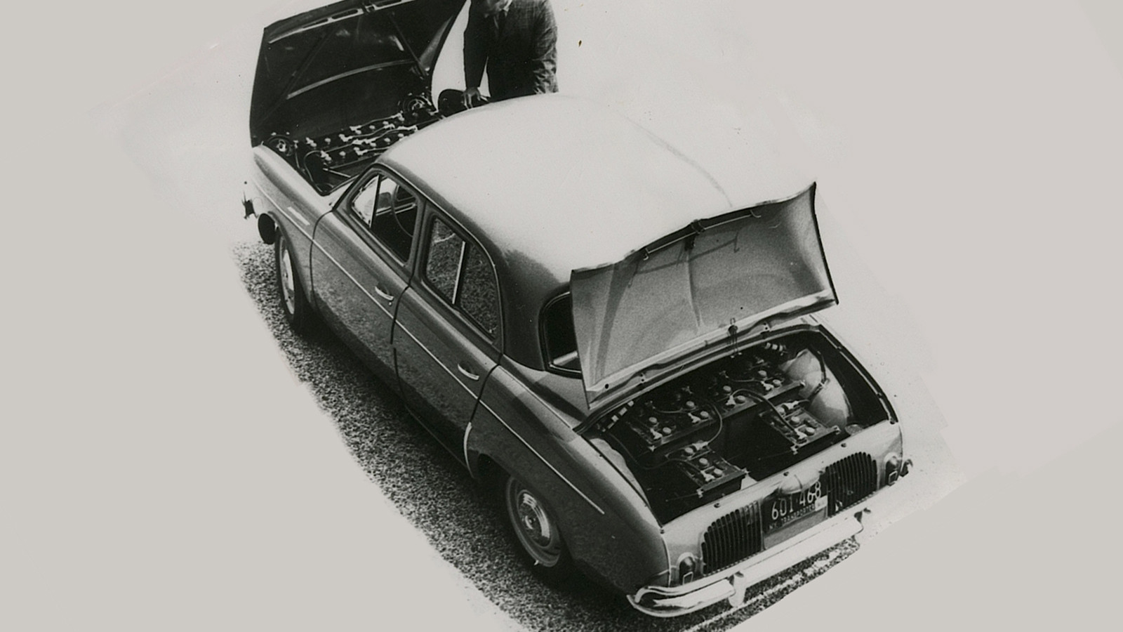 10 classic electric cars you never knew existed - Henney Kilowatt