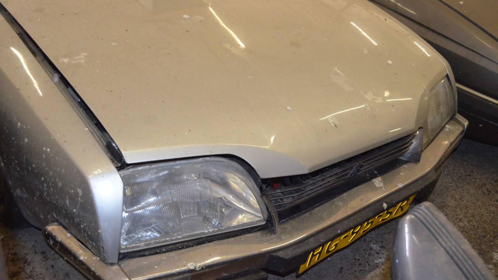 This is what 148 Citroën CXs in a barn looks like