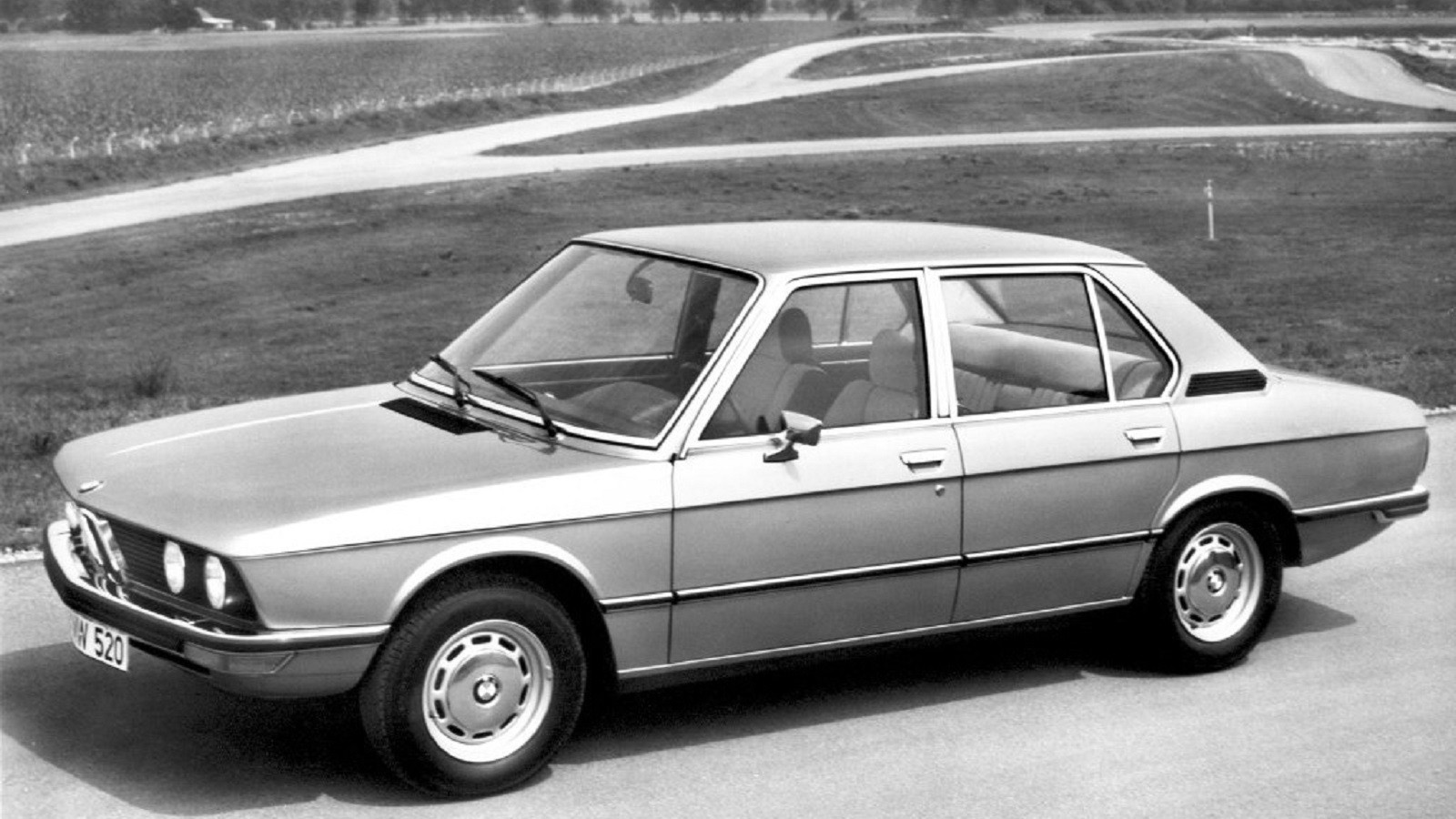 20 great classic sedans | Classic & Sports Car