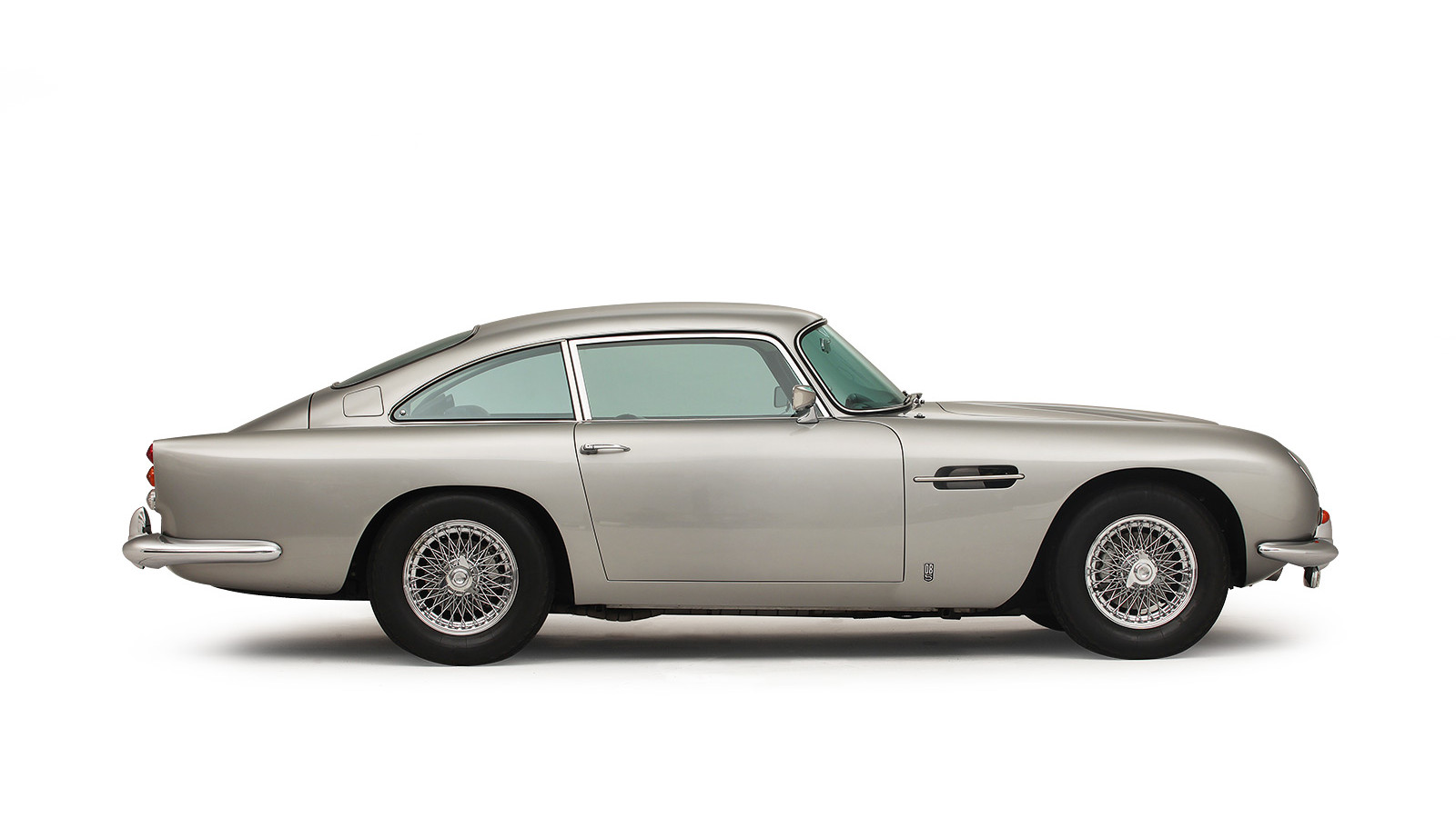 Aston Martin side vents (cont.)