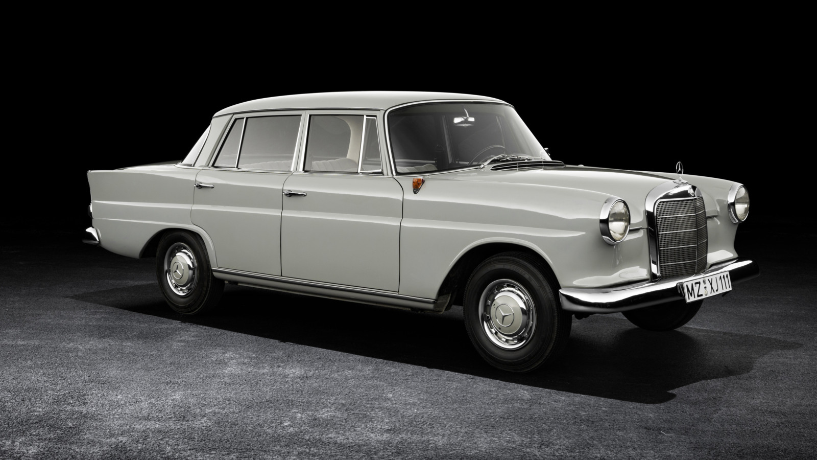 Coche del día: Mercedes-Benz E 500 (W211) - espíritu RACER, image size:1600x900