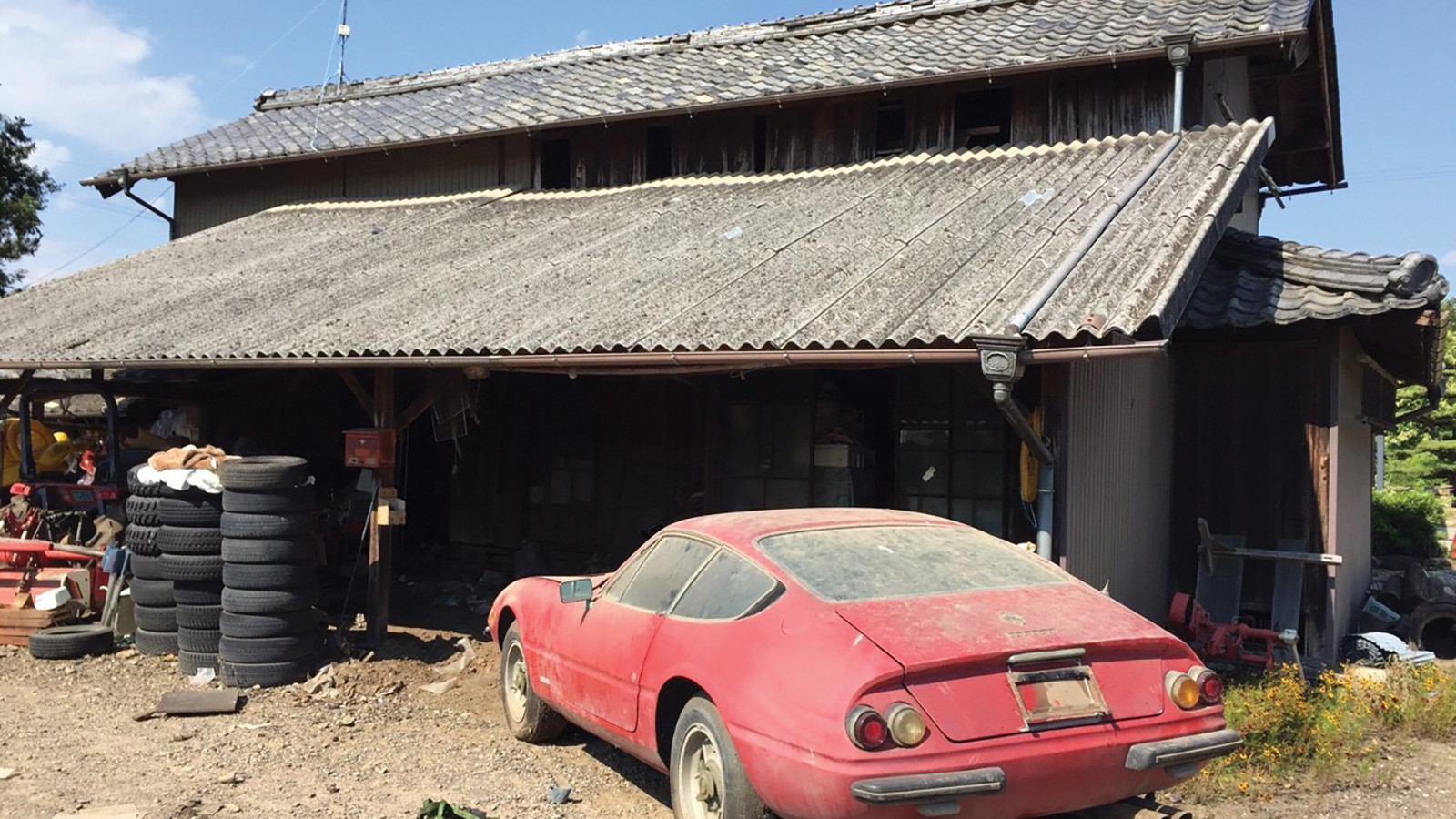 Ferrari Daytona barnfind