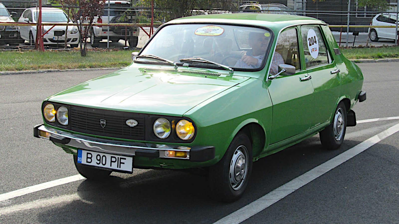 File:Dacia 1310 engine.jpg - Wikimedia Commons