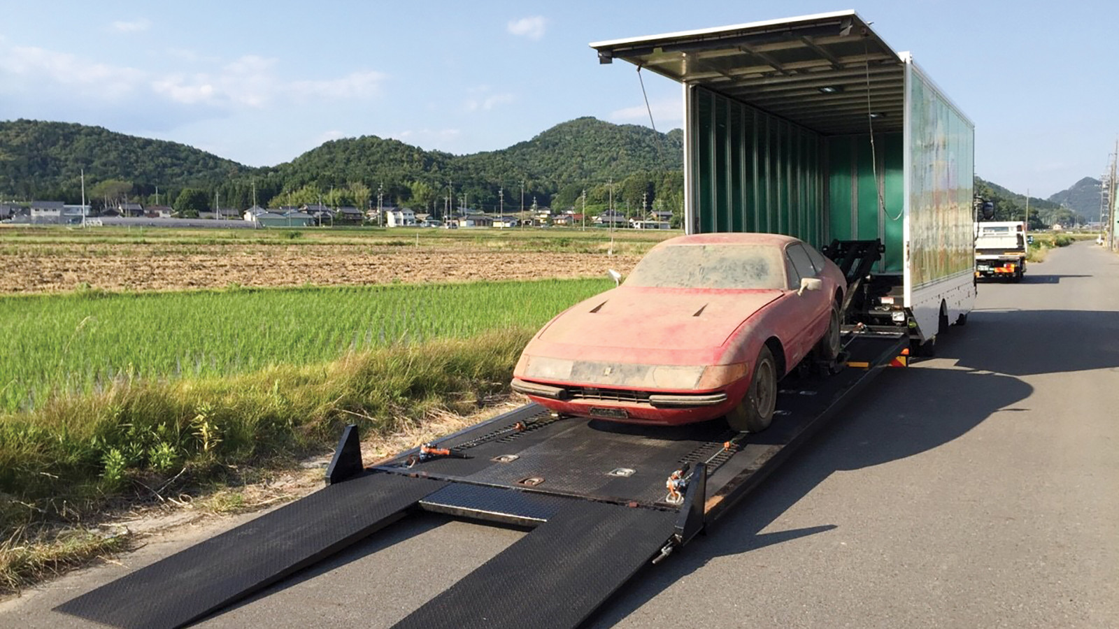 Ferrari Daytona barnfind