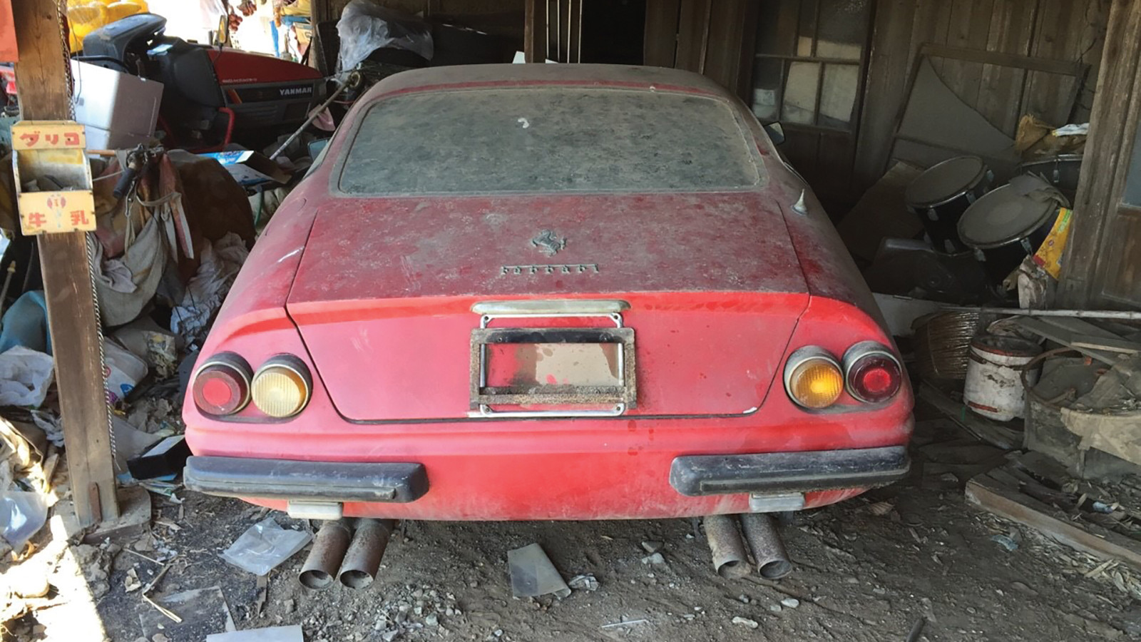 Ferrari Daytona barnfind