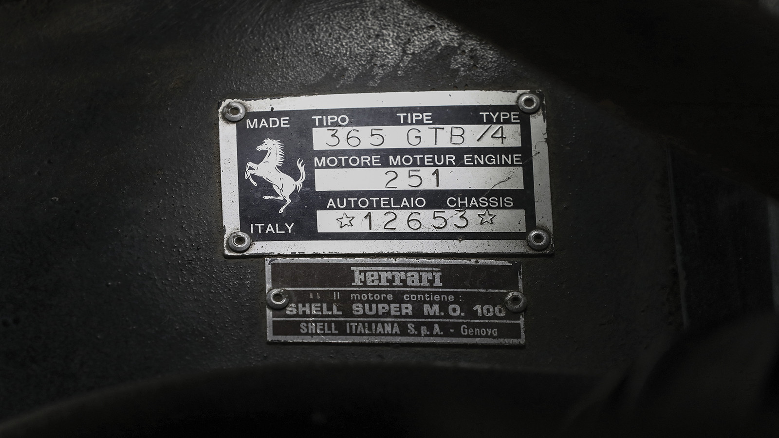 Ferrari Daytona barnfind