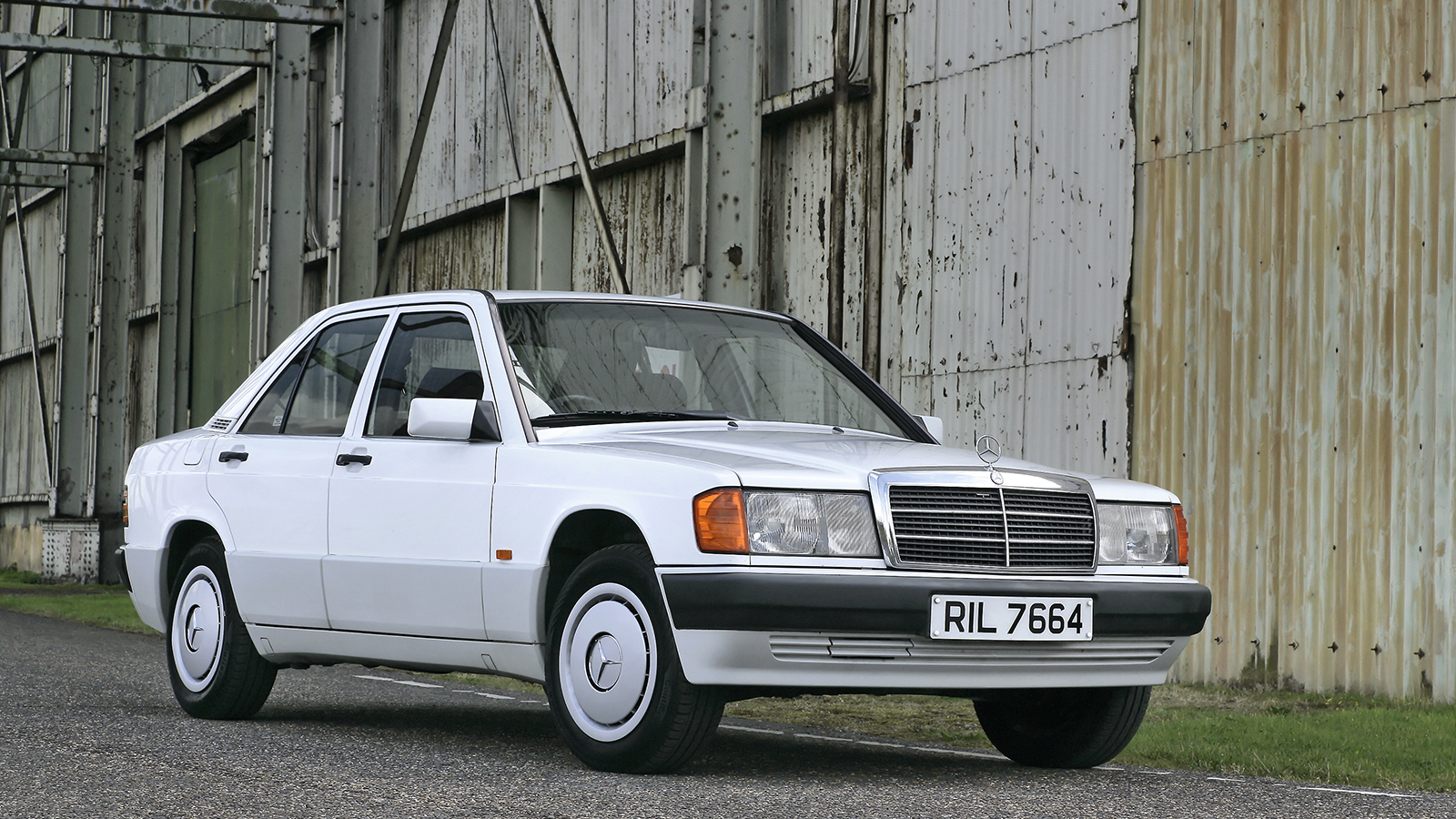 20 classic cars you can use as daily drivers