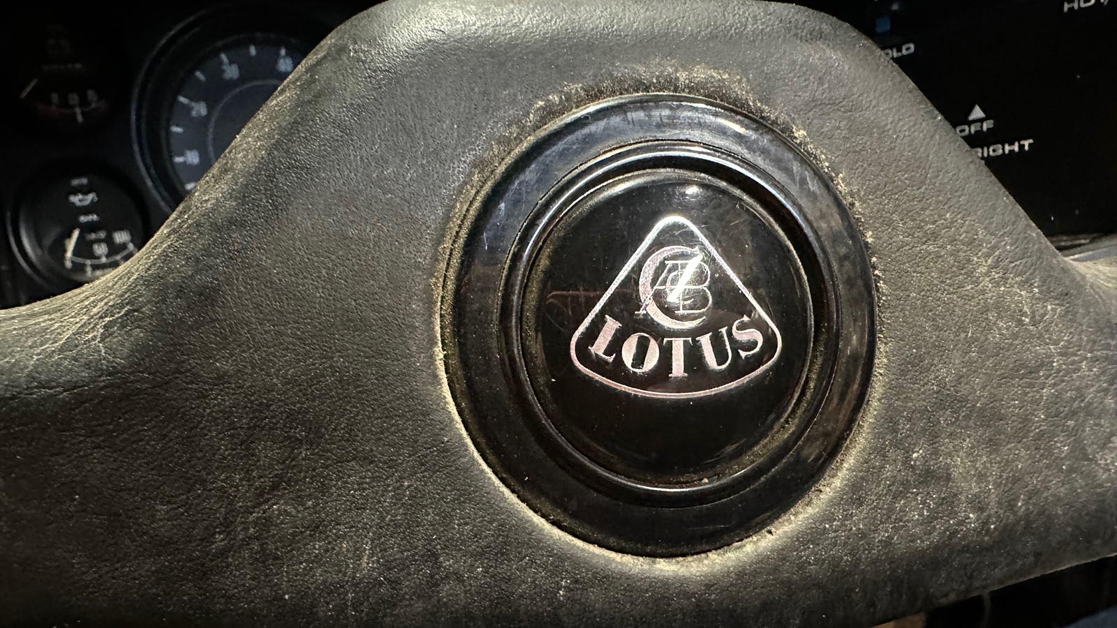 Créoles Martelées Huggie U (12 mm) Or 14 Carats pour Femme, image size:1600x900