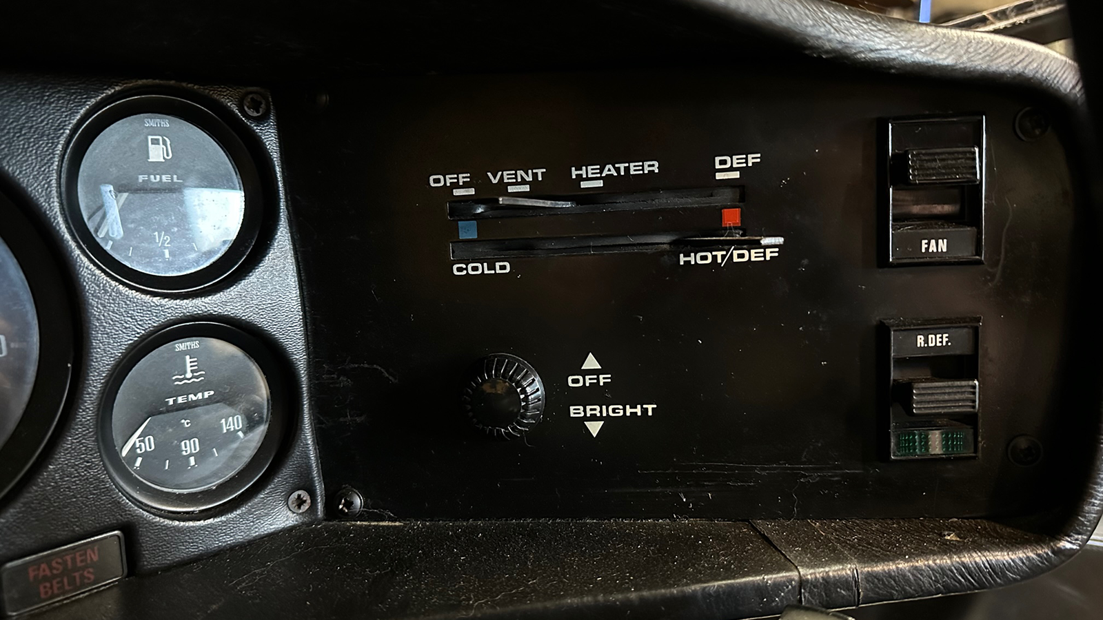 1989 Lotus Esprit in Burnham, United Kingdom - For Sale | Car \u0026 Classic, image size:1600x900