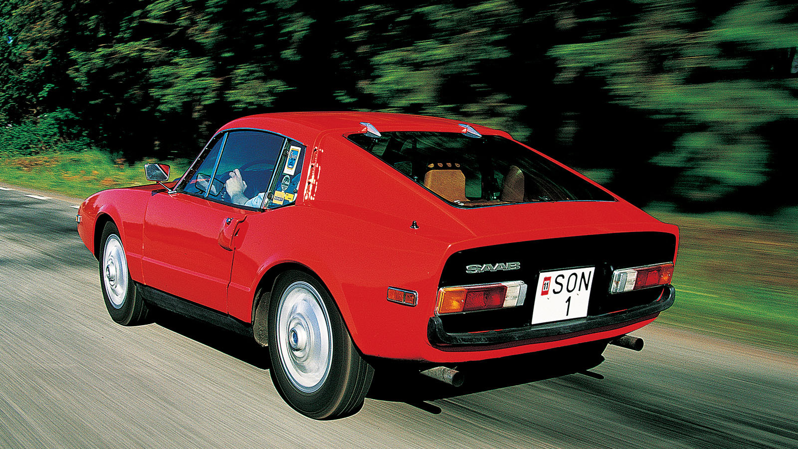 10 top unexpected glassfibre classic cars