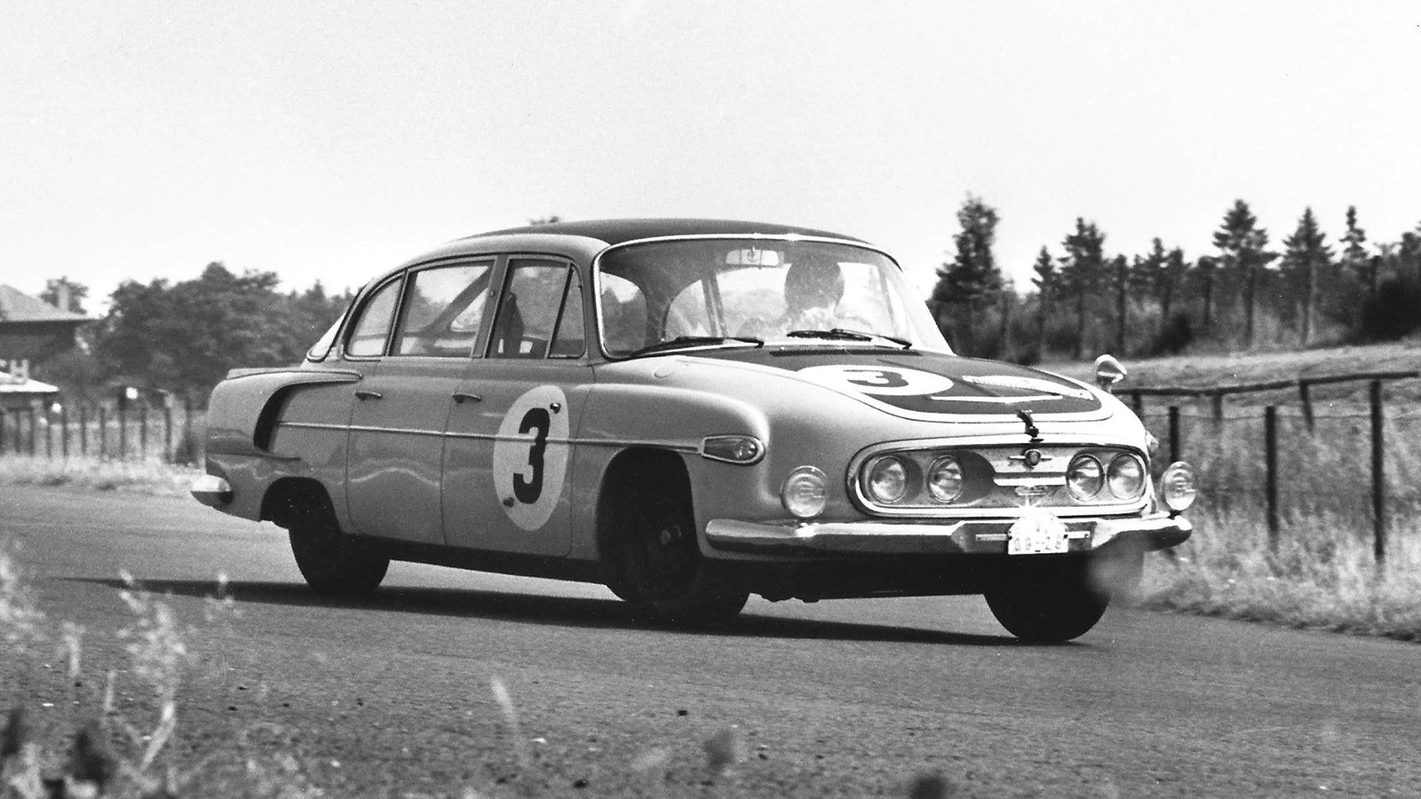 10 top unexpected Touring Cars