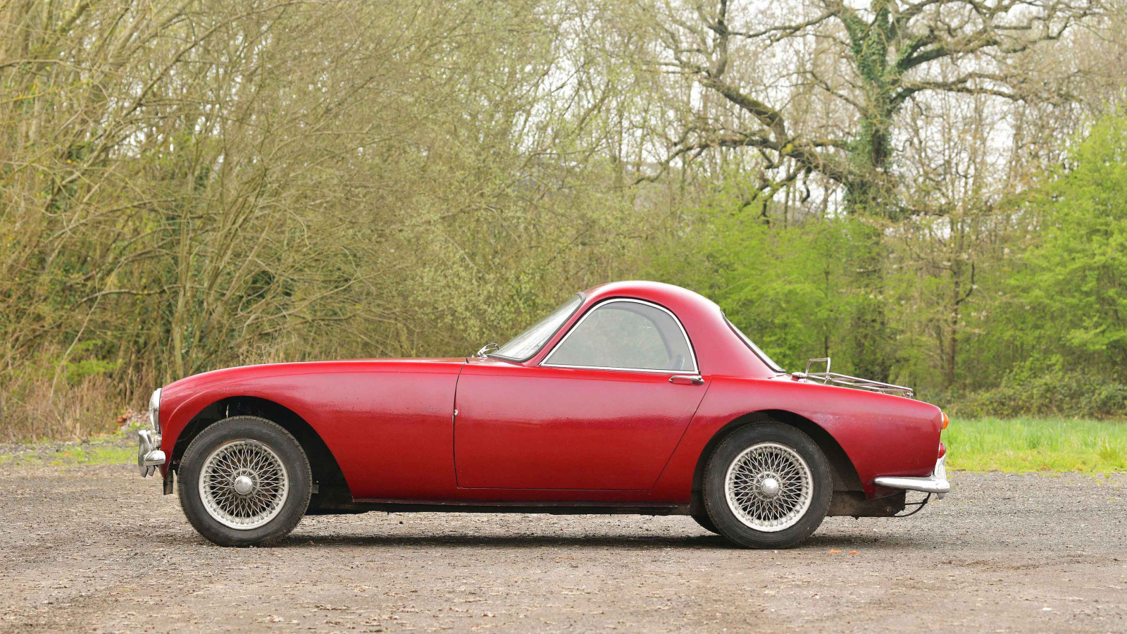 19. 1966 Morgan Plus 4 Plus Coupé (€34,500-57,500)