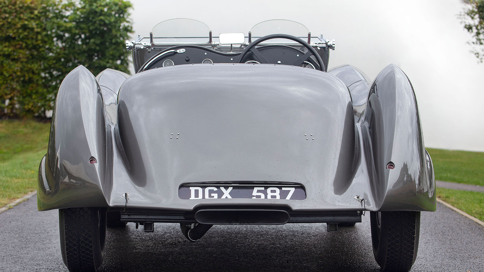 Jaguar SS100: Goodwood’s first winner