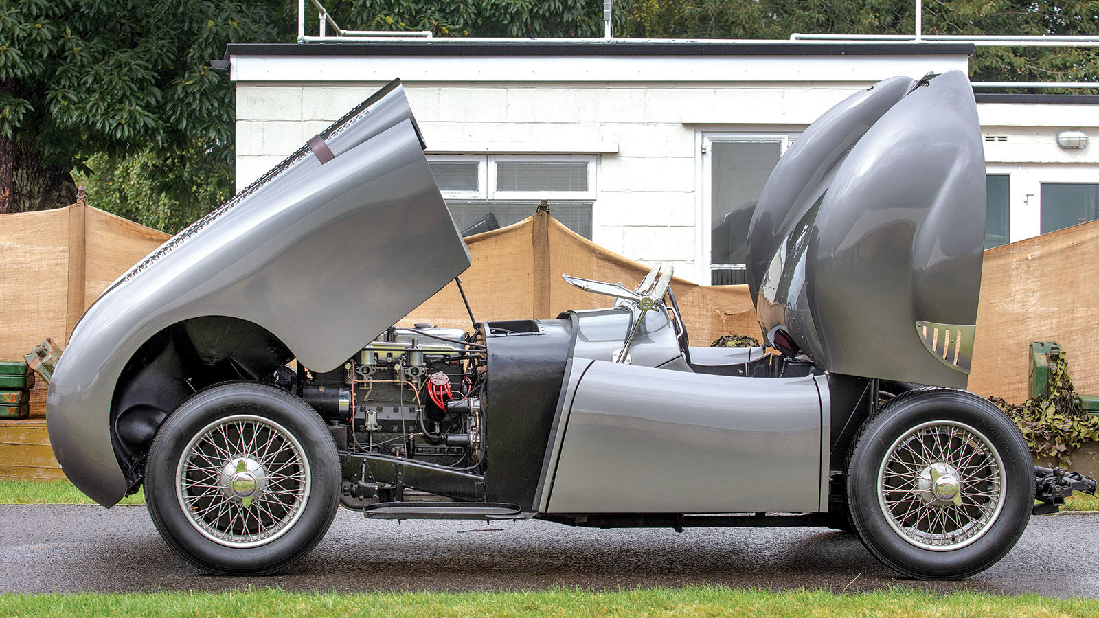 Jaguar SS100: Goodwood’s first winner