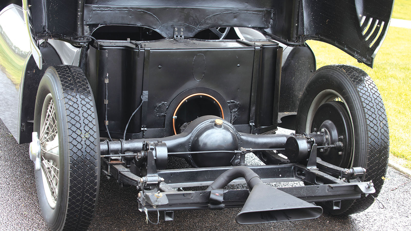 Jaguar SS100: Goodwood’s first winner