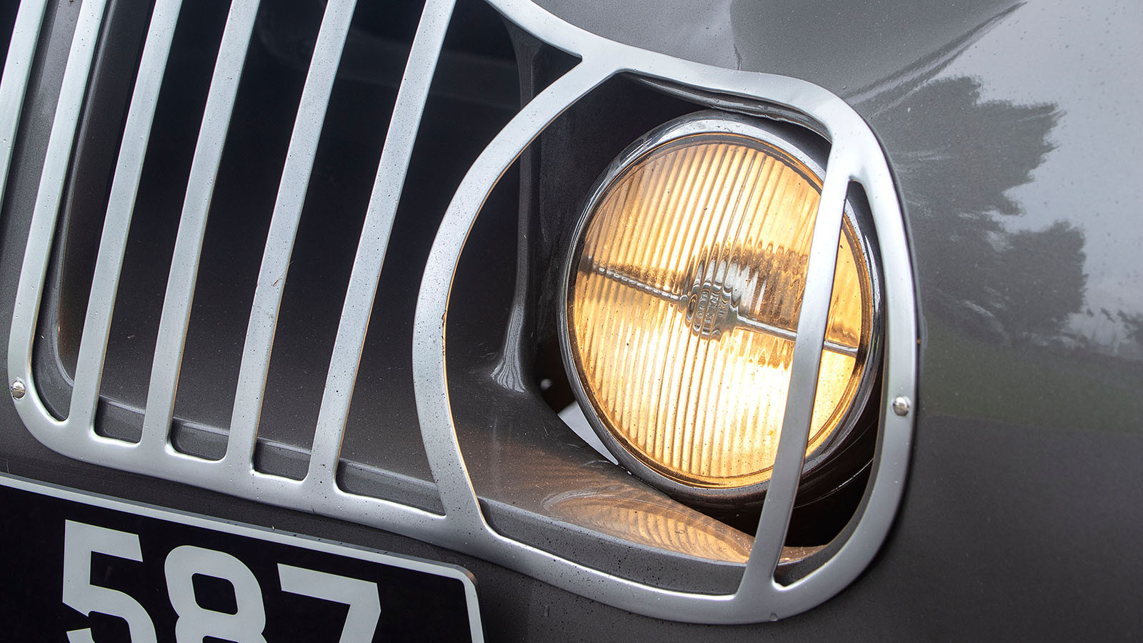 Jaguar SS100: Goodwood’s first winner