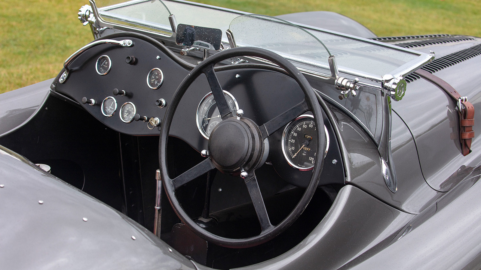 Jaguar SS100: Goodwood’s first winner