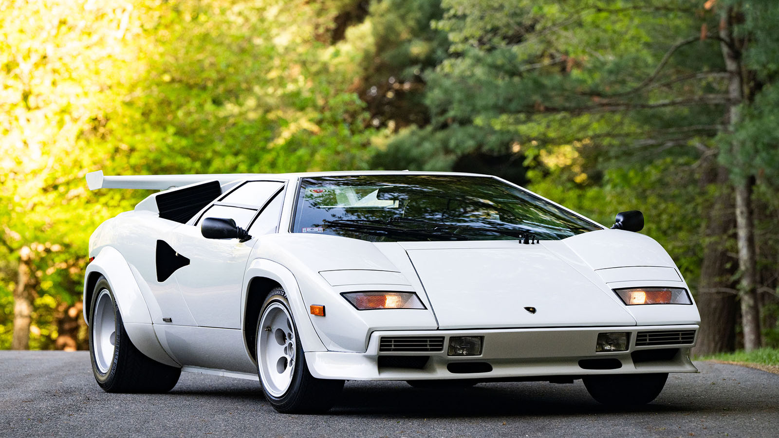 10 classic cars for sale in Monterey – all with no reserve