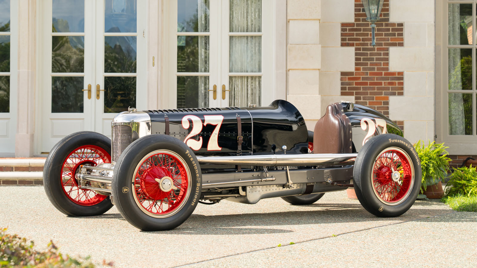 4. 1927 Miller Model 91 ($600,000 - 900,000/€515,000 - €770,000)