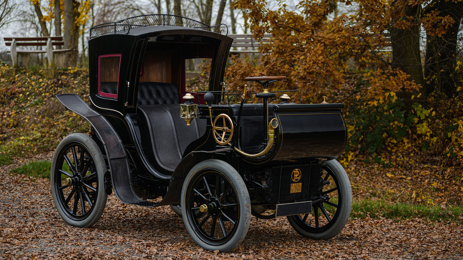 2.	1901 Panhard et Levassor Type B1 M4E (€550,000-650,000)
