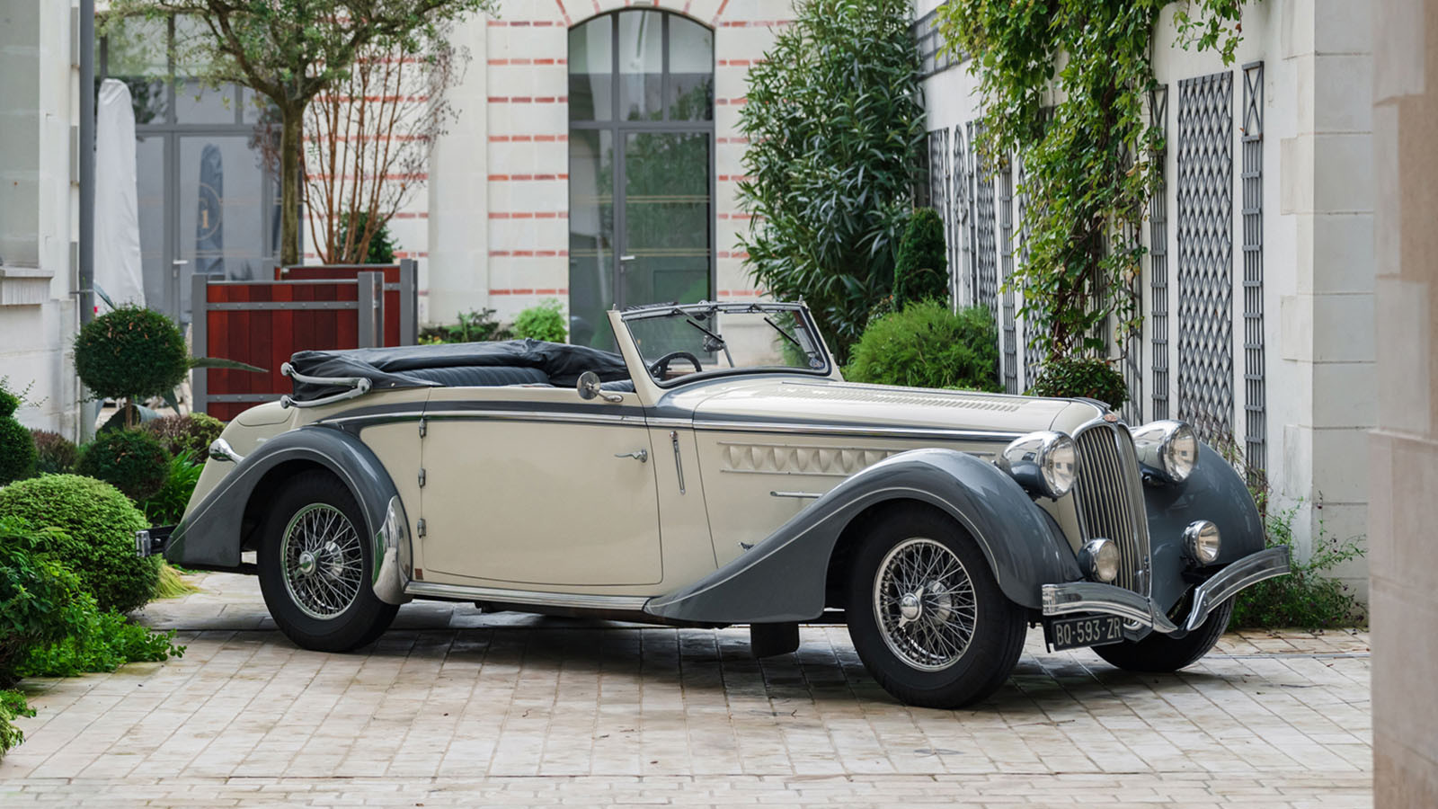 9.	1938 Delahaye 135M (€225,000-325,000)