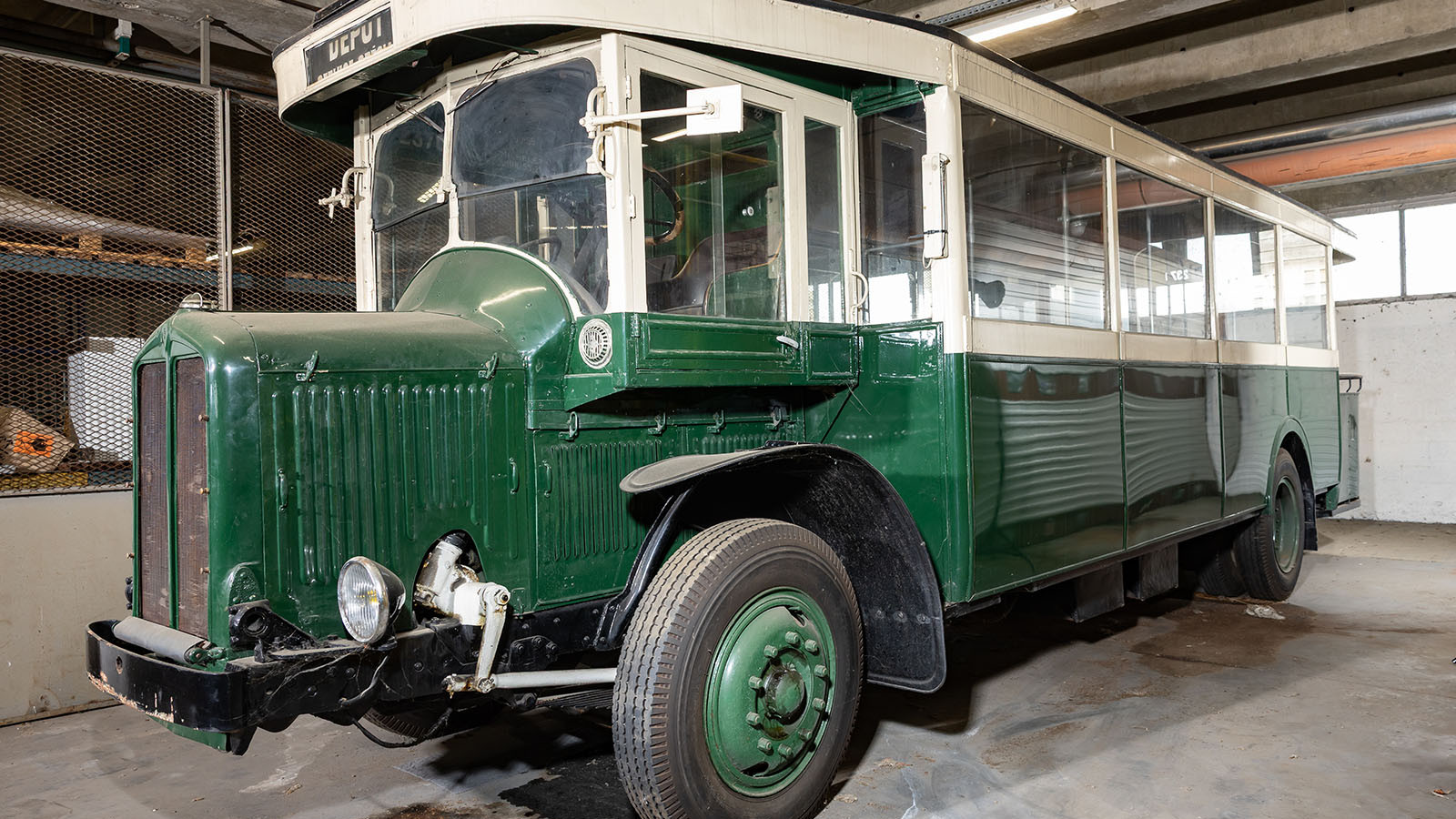 21 rarities from Renault’s huge heritage collection sale