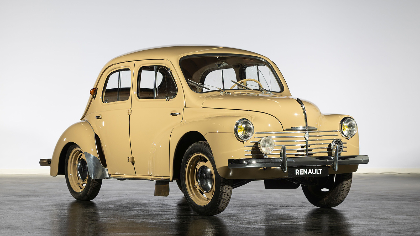21 rarities from Renault’s huge heritage collection sale