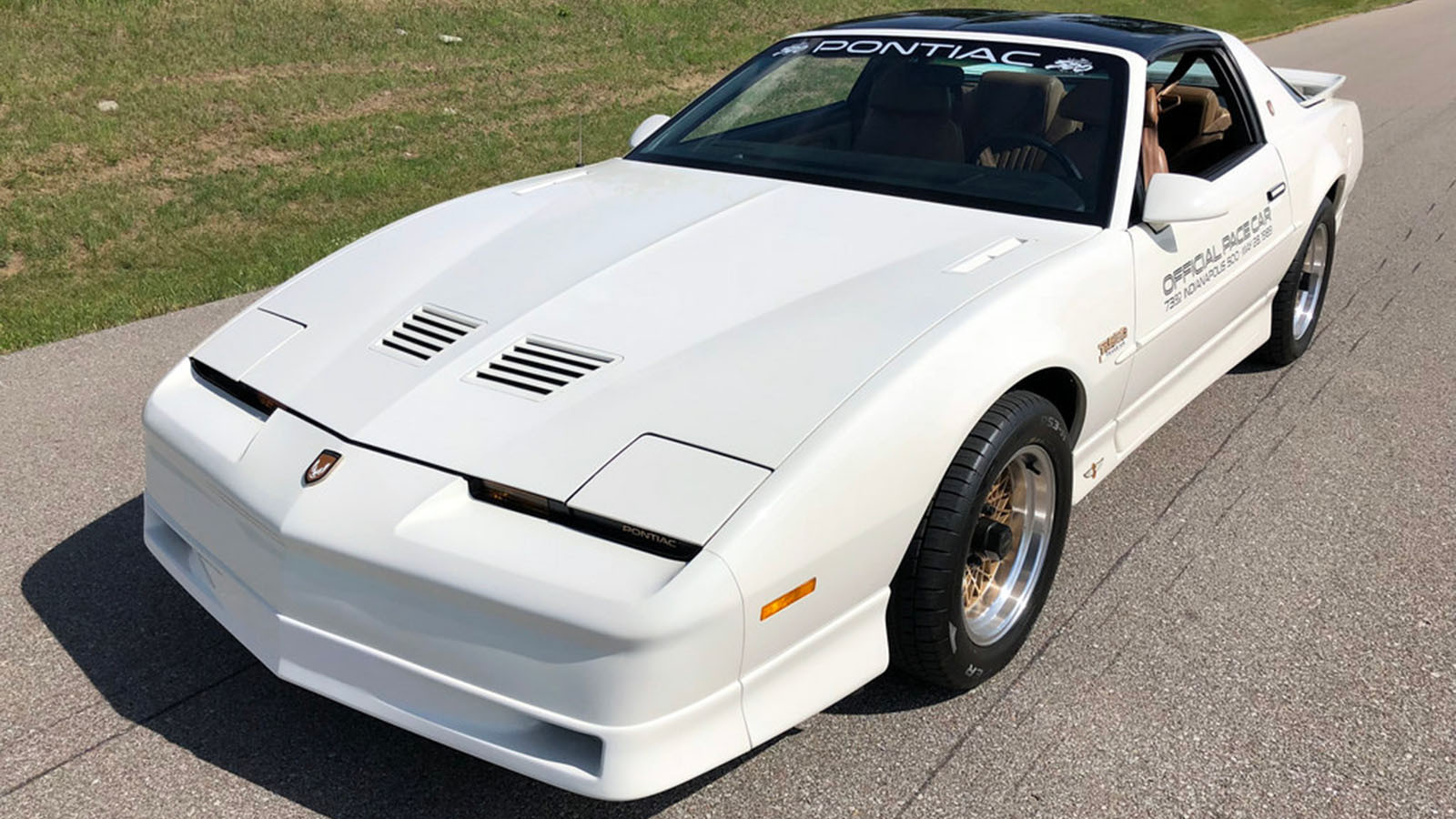 22 head-turning classic cars for sale in Arizona this month