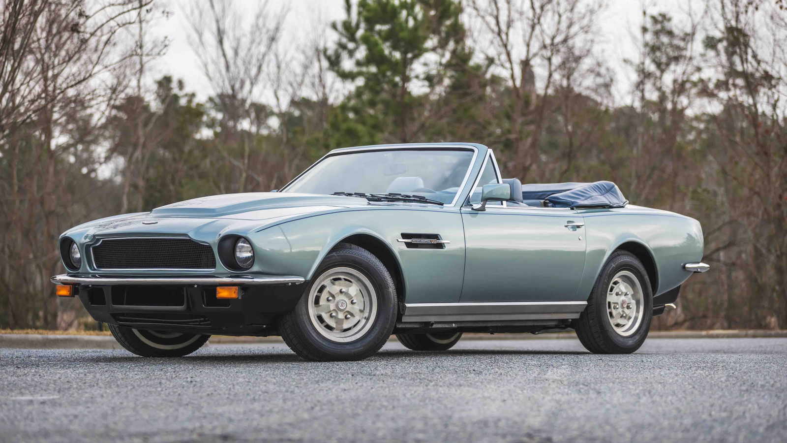 18 V8-engined classics for sale at Amelia Island