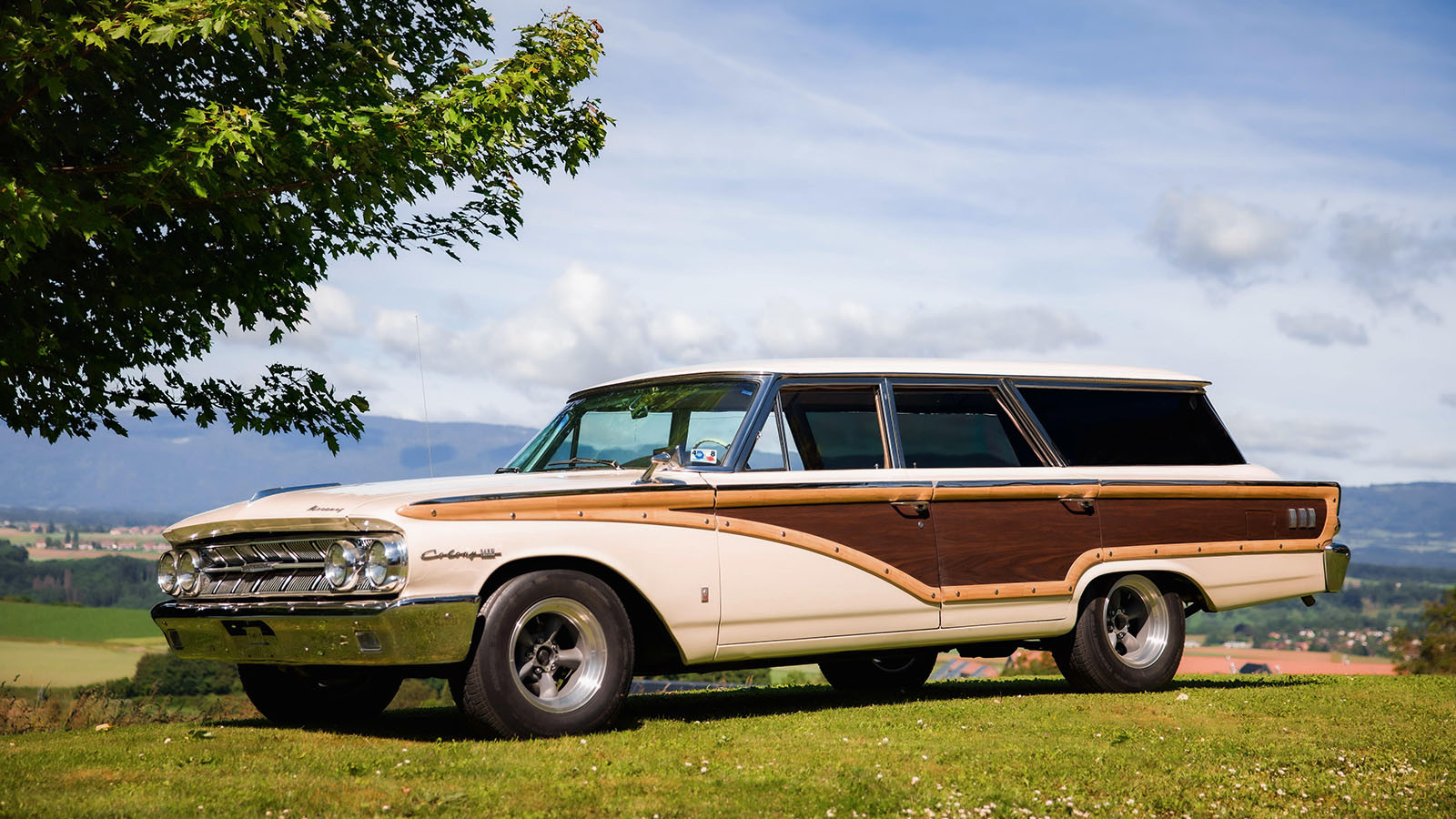 14 rare classic cars for sale in Switzerland this month