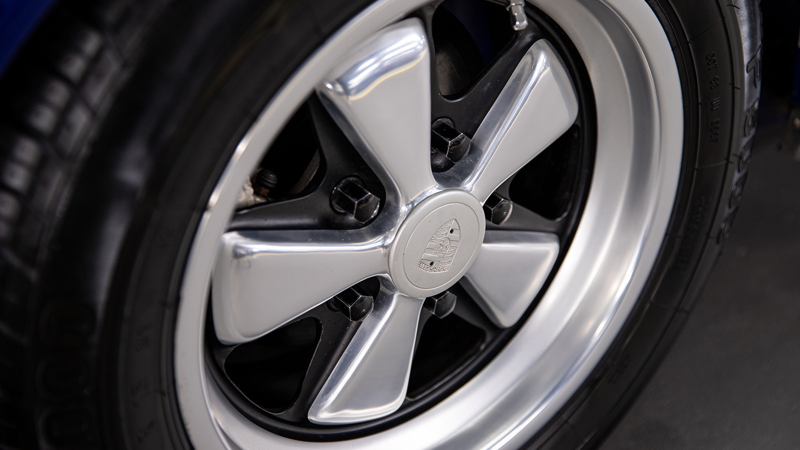 Porsche 911 Carrera RS 2.7 