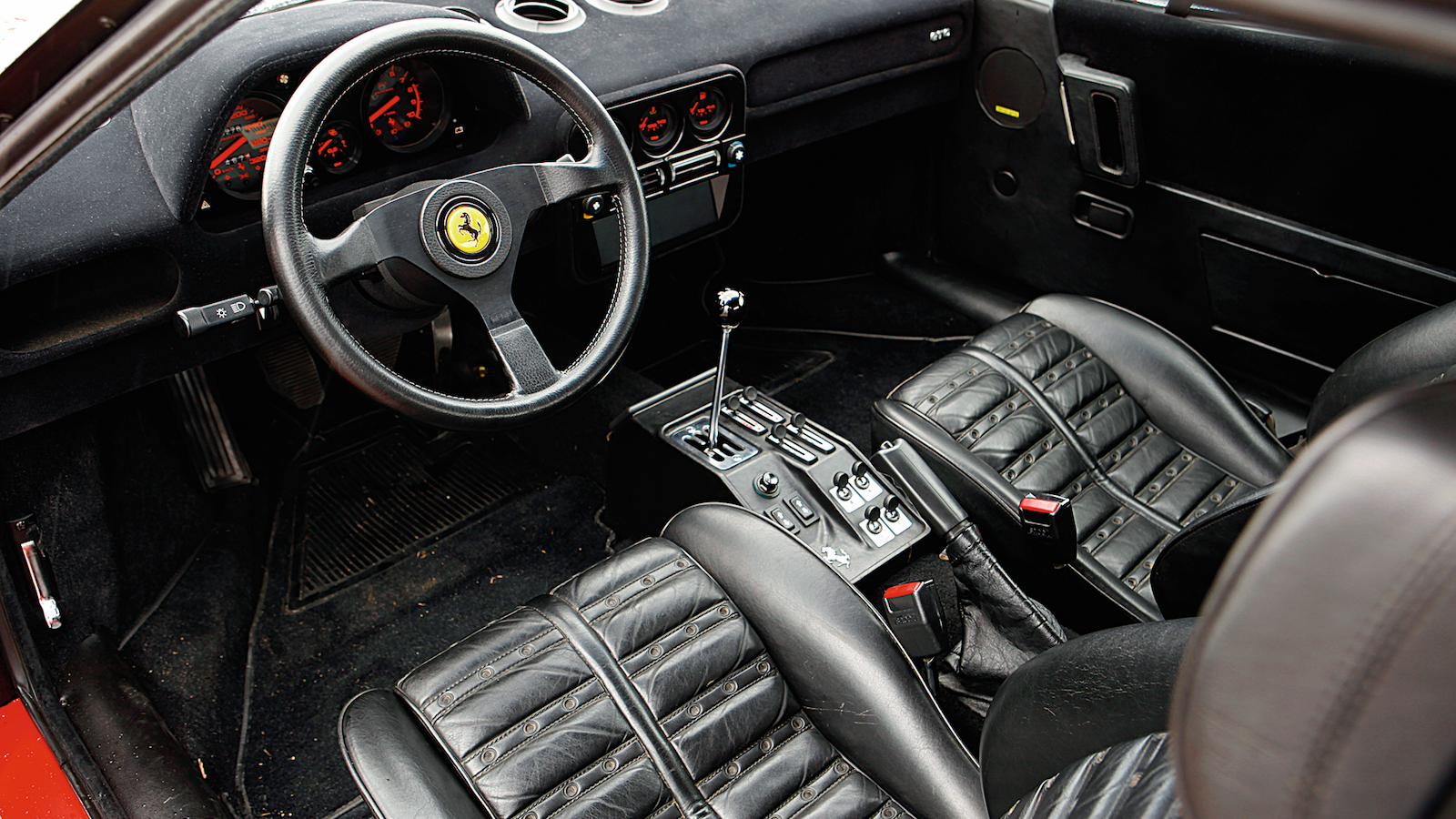 Ferrari battle: 288GTO vs F40 vs F50 vs Enzo