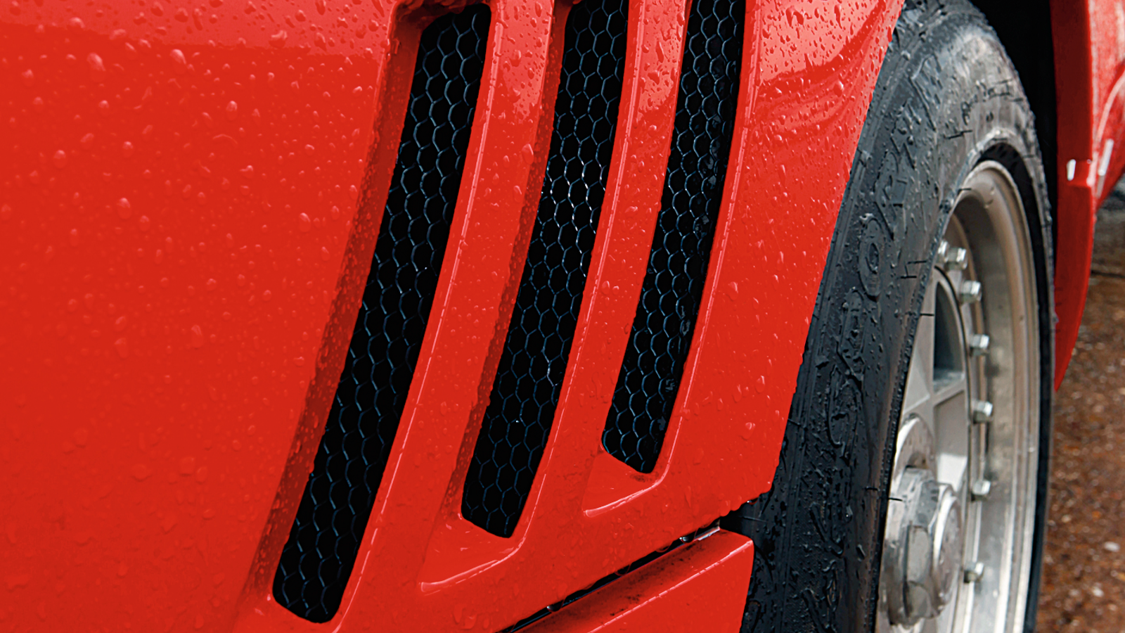 Ferrari battle: 288GTO vs F40 vs F50 vs Enzo