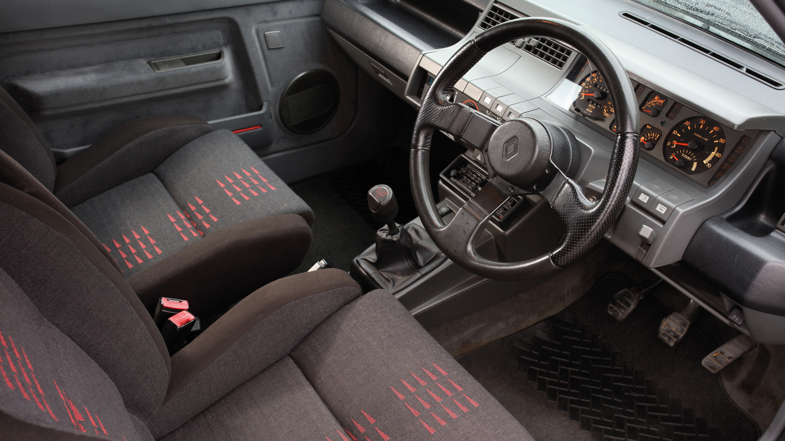 Retro hot hatch supertest: 19 legends driven