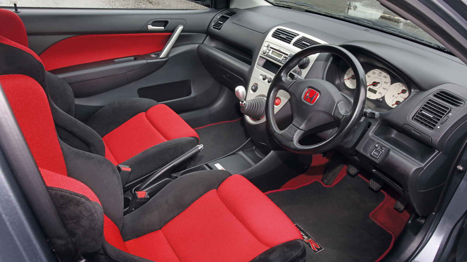 Retro hot hatch supertest: 19 legends driven