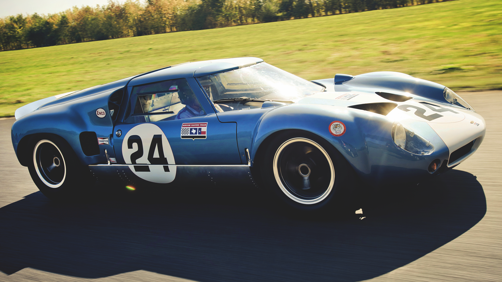 This car inspired the Ford GT40