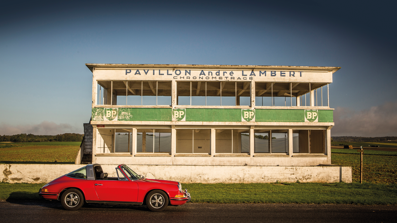 Road trip of a lifetime: Italy to England in a Porsche 911