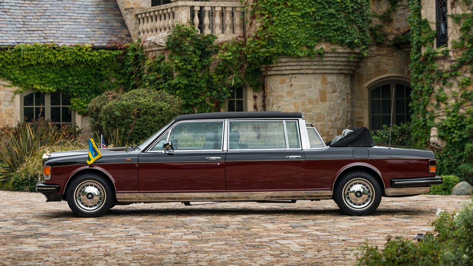 King of the limos: this bespoke Rolls-Royce will blow your mind